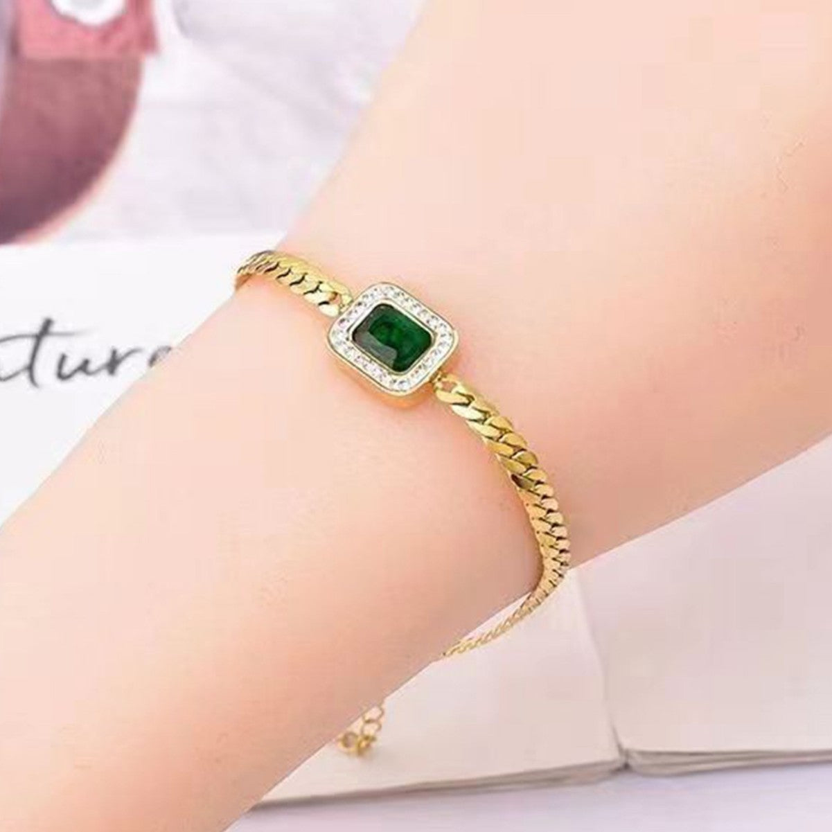 Araine Bracelet