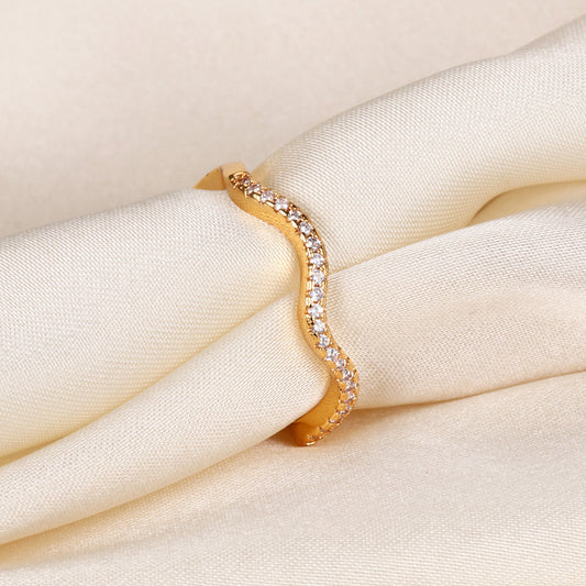 Wave Elegance Ring