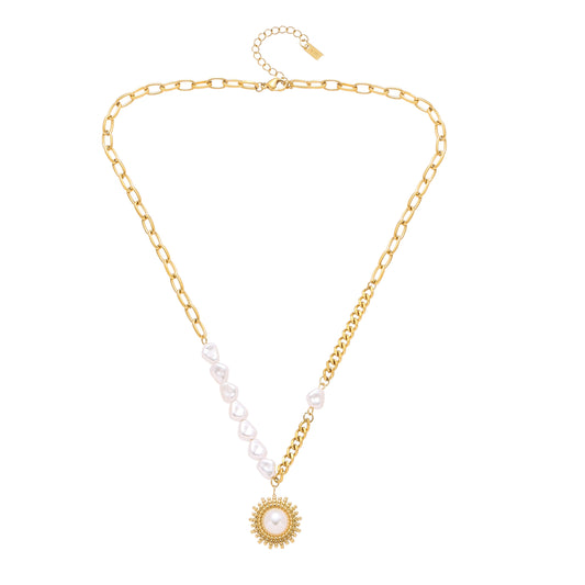 Valmora Necklace