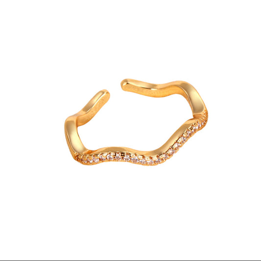 Wave Elegance Ring