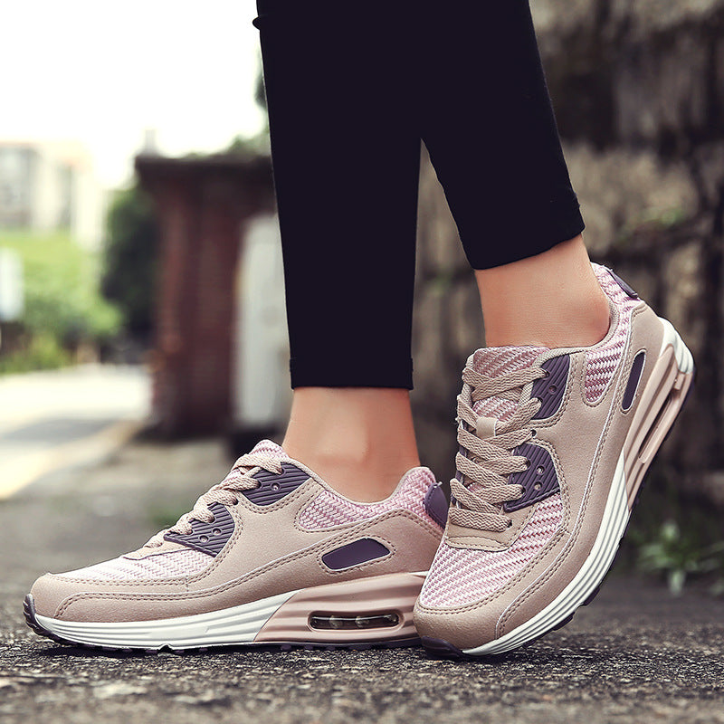 Aera Sneakers