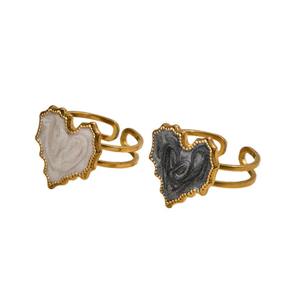 AMOUR RING