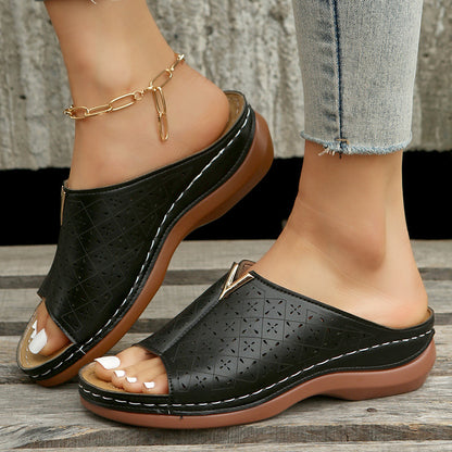 V Sandals
