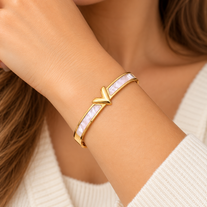 V Bracelet