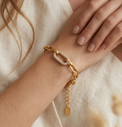 Knot Bracelet
