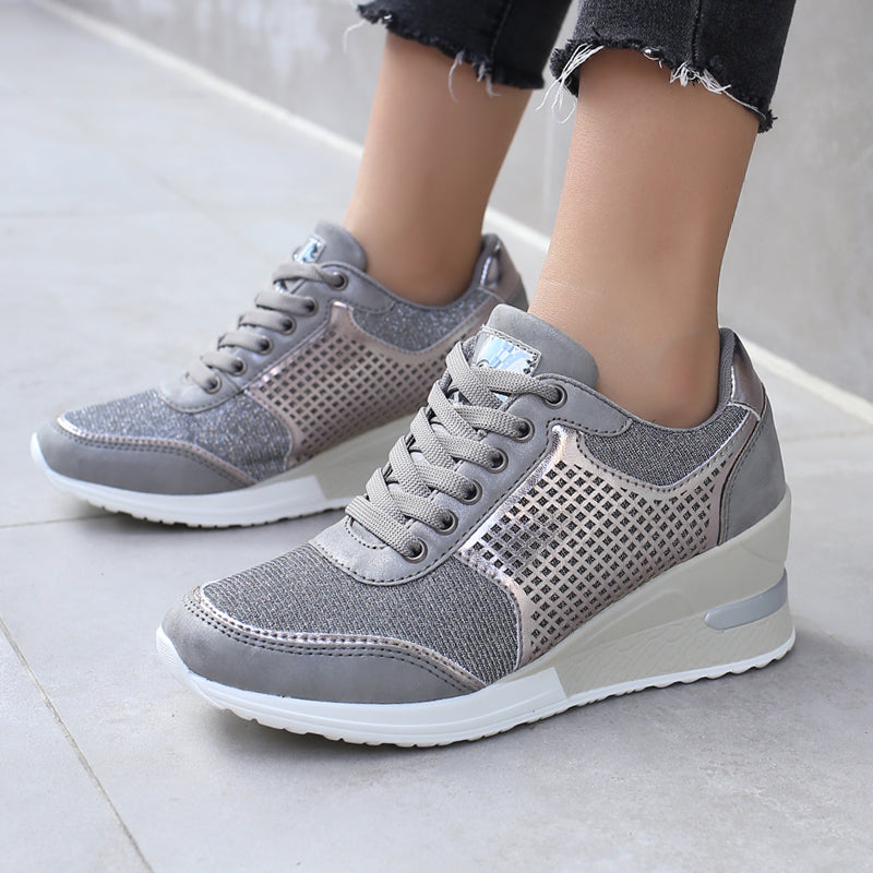 Vexa Sneakers
