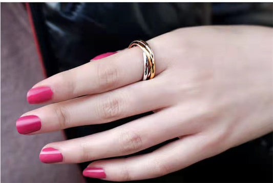 Piercé Ring