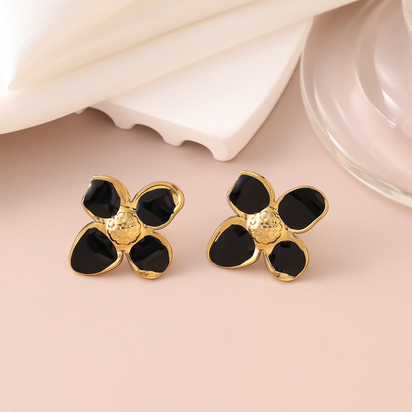Isla earring