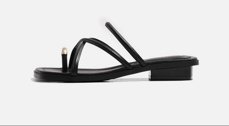 Minimal Loop Sandal