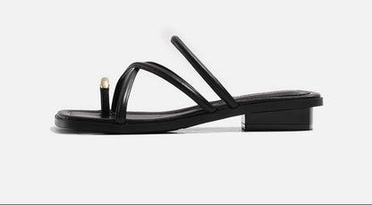Minimal Loop Sandal